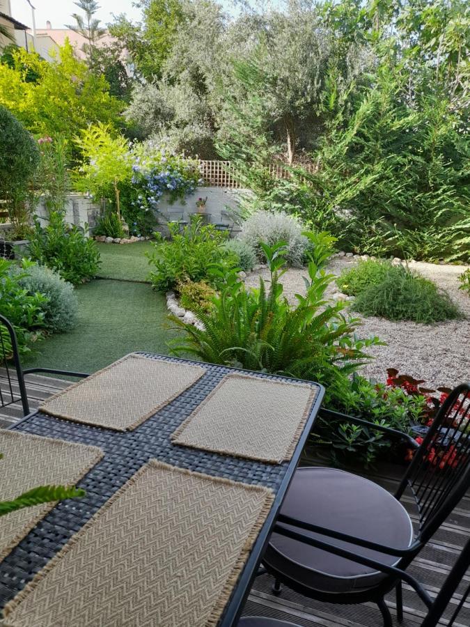 Aura Garden Apartment Faraí Екстериор снимка