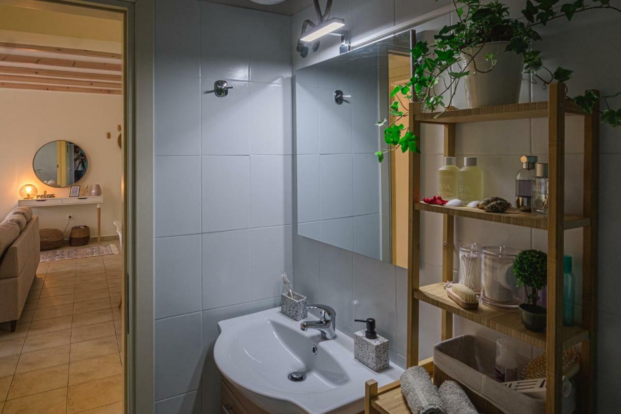 Aura Garden Apartment Faraí Екстериор снимка